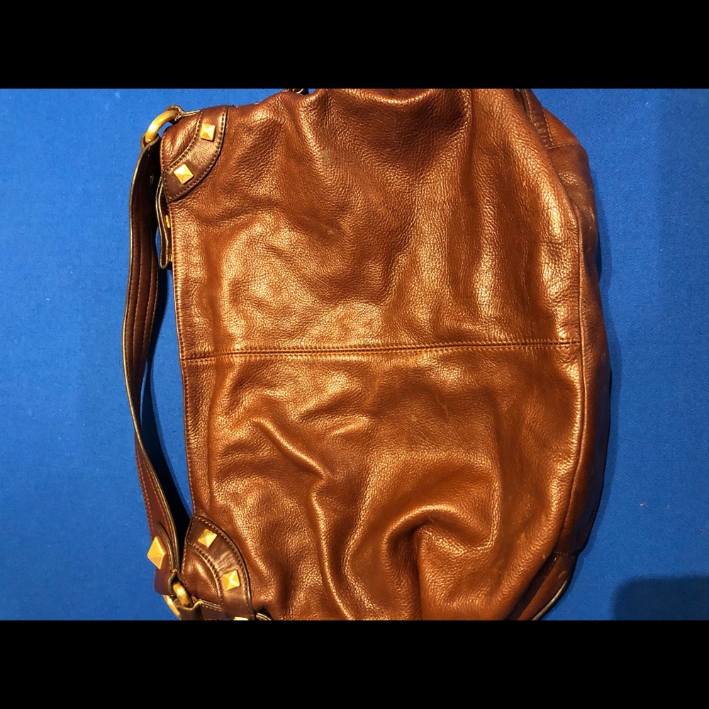 B. Makowsky Handbag🤎